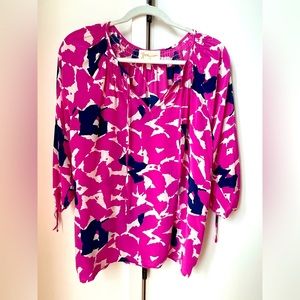 Yumi Kim Fuschia Petal Smocked V-Neck Blouse size XS
